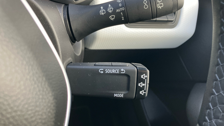 Renault Clio 1.6 E-TECH full hybrid 145 Techno 5dr Auto Hybrid Hatchback